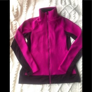 Under Armour women jacket size large